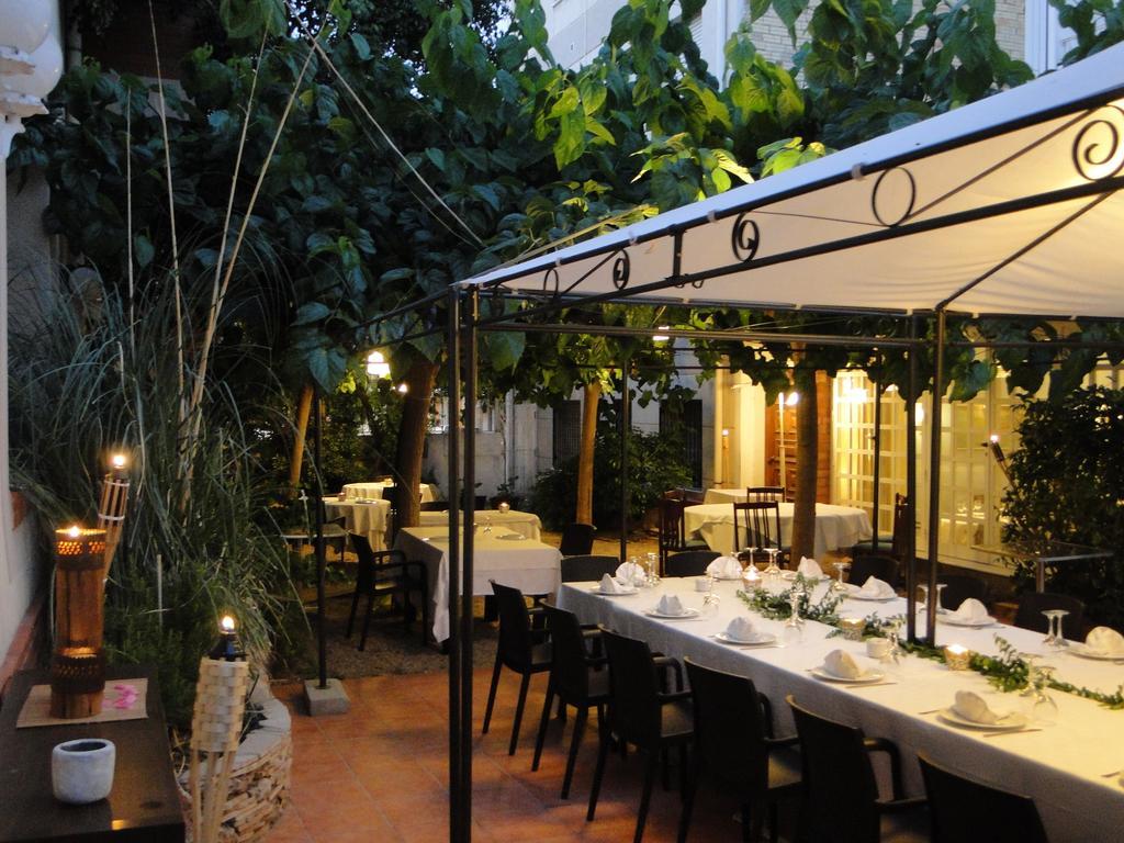 Hotel Restaurant Llansola Sant Carlos de la Ràpita المظهر الخارجي الصورة