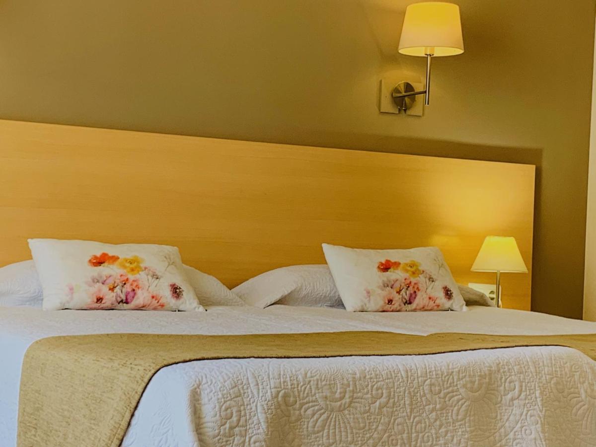 Hotel Restaurant Llansola Sant Carlos de la Ràpita المظهر الخارجي الصورة