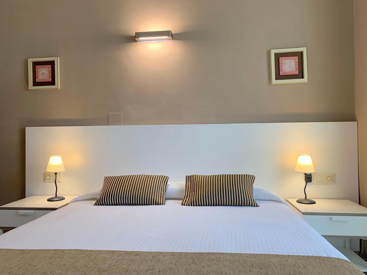 Hotel Restaurant Llansola Sant Carlos de la Ràpita المظهر الخارجي الصورة