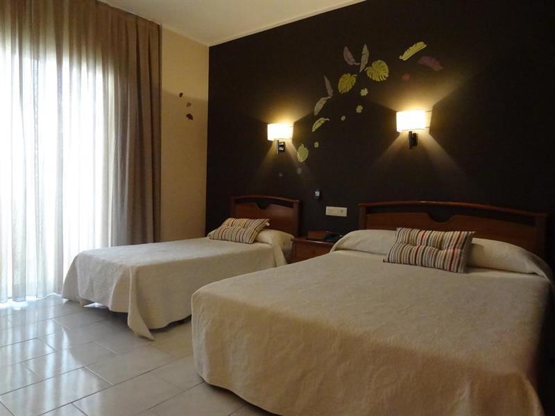 Hotel Restaurant Llansola Sant Carlos de la Ràpita المظهر الخارجي الصورة